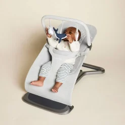 Ergobaby Evolve Bouncer Toy - Ocean Wonders
