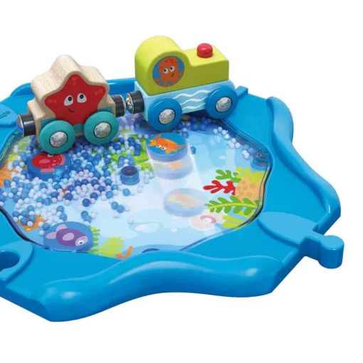 Hape Undersea Figure 8