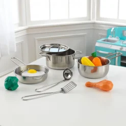 KidKraft Deluxe Cookware Set