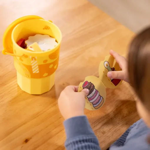 Melissa & Doug Play to Go Cake & Cookies Play Set